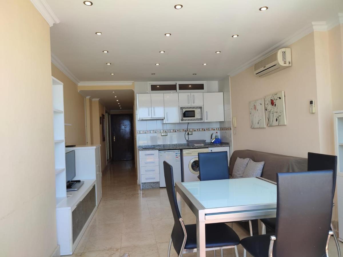 Turisstiko La Roca Chica 2 Apartment Торемолинос Екстериор снимка