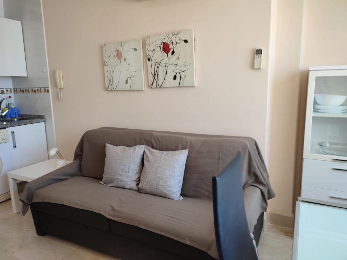 Turisstiko La Roca Chica 2 Apartment Торемолинос Екстериор снимка