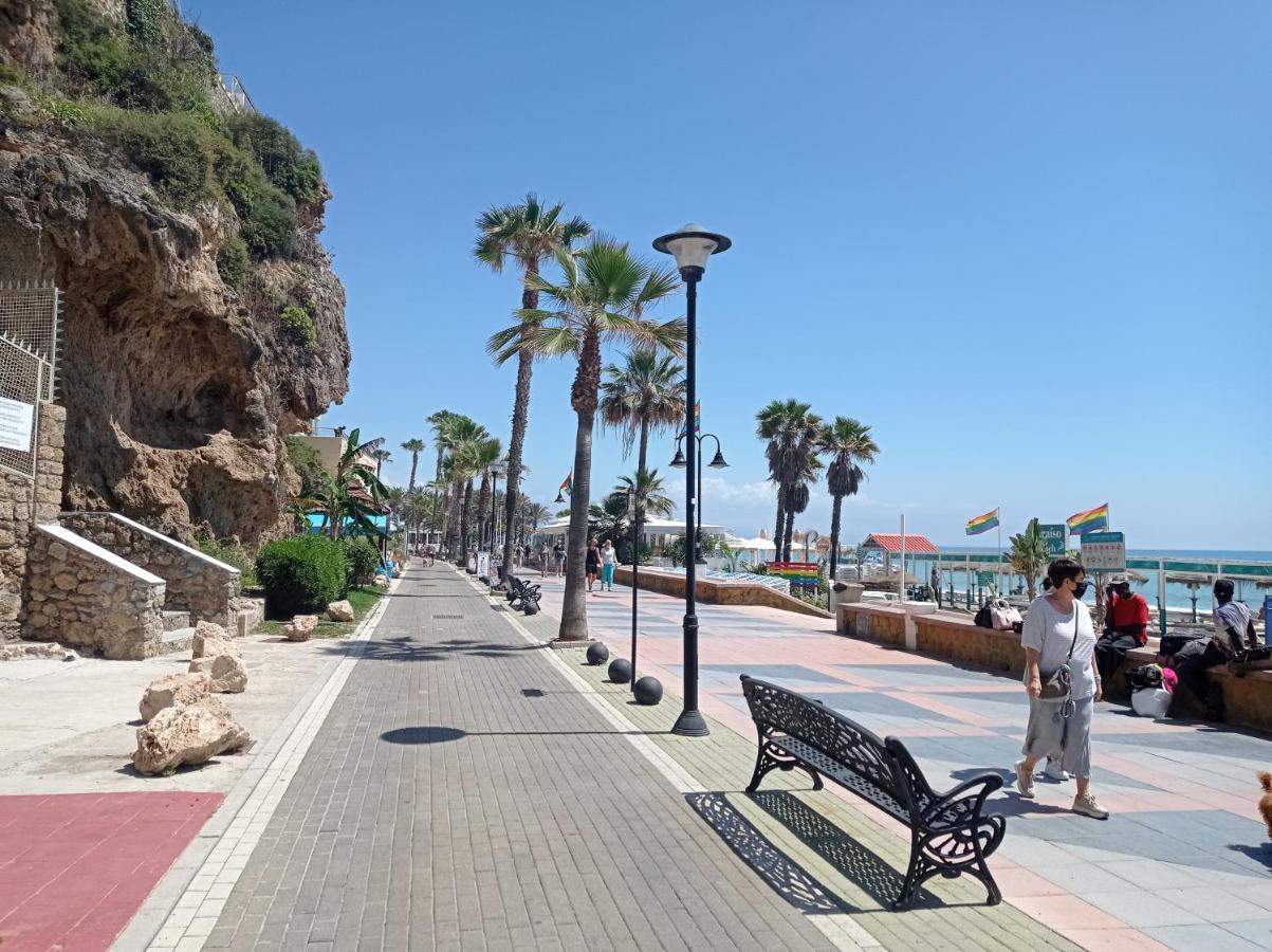 Turisstiko La Roca Chica 2 Apartment Торемолинос Екстериор снимка